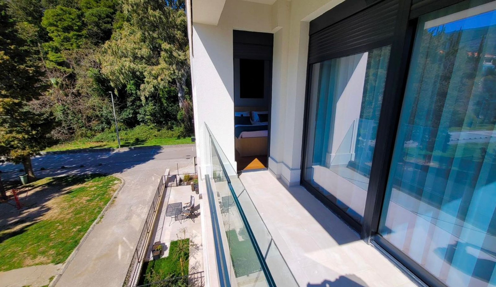 Beach Front Luxury Apartment in Igalo, herceg Novi