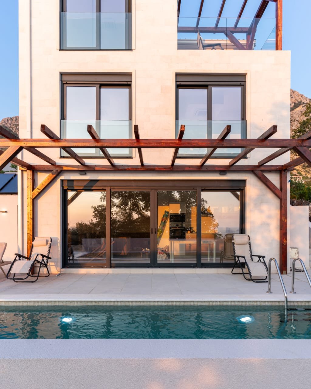 Newly Built Villa with Panoramic Sveti Stefan Views