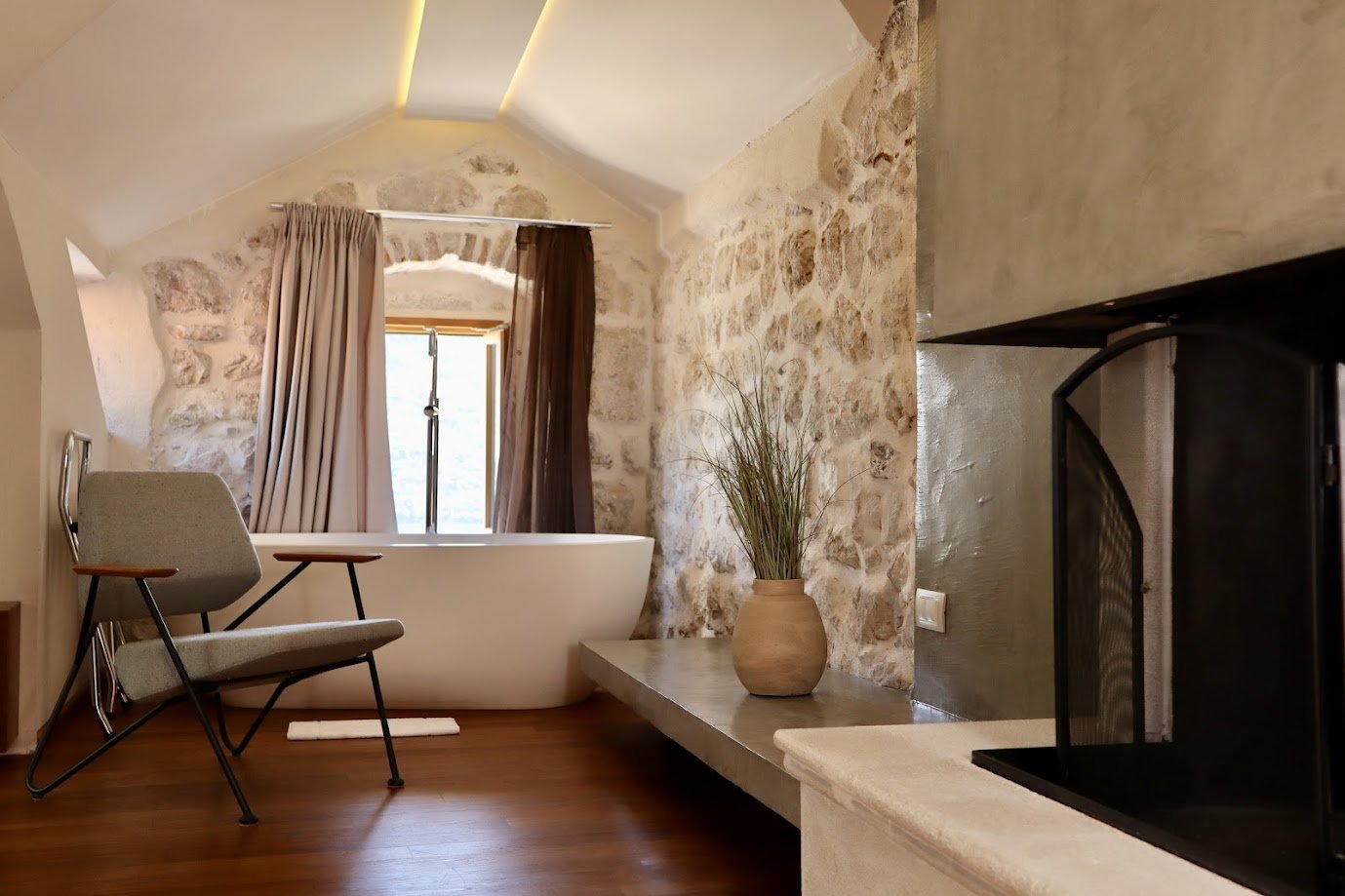 Exceptional Prime-Location Luxury Villa in Perast