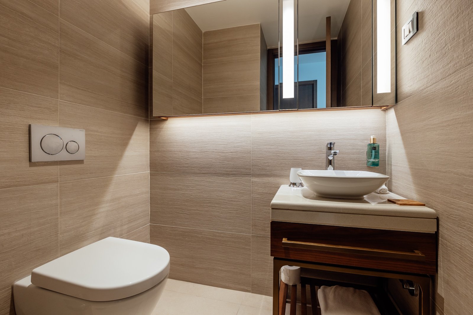 Fully Furnished One-Bedroom Marina Residence, Porto Novi