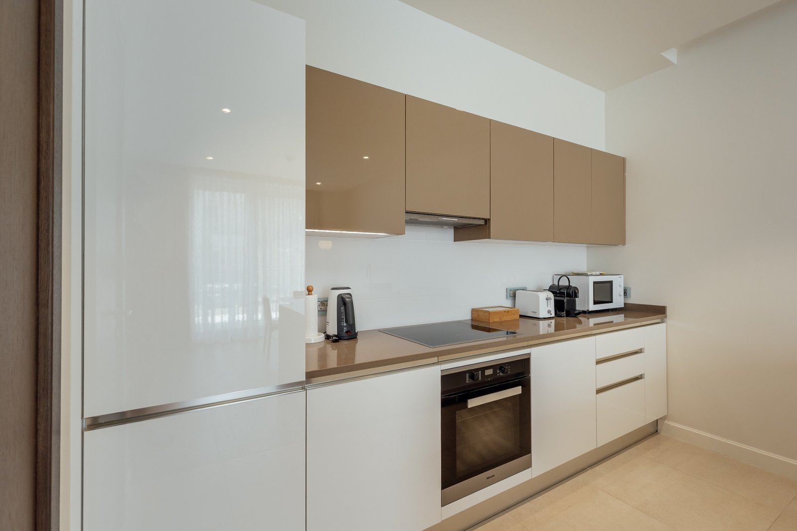 Fully Furnished One-Bedroom Marina Residence, Porto Novi