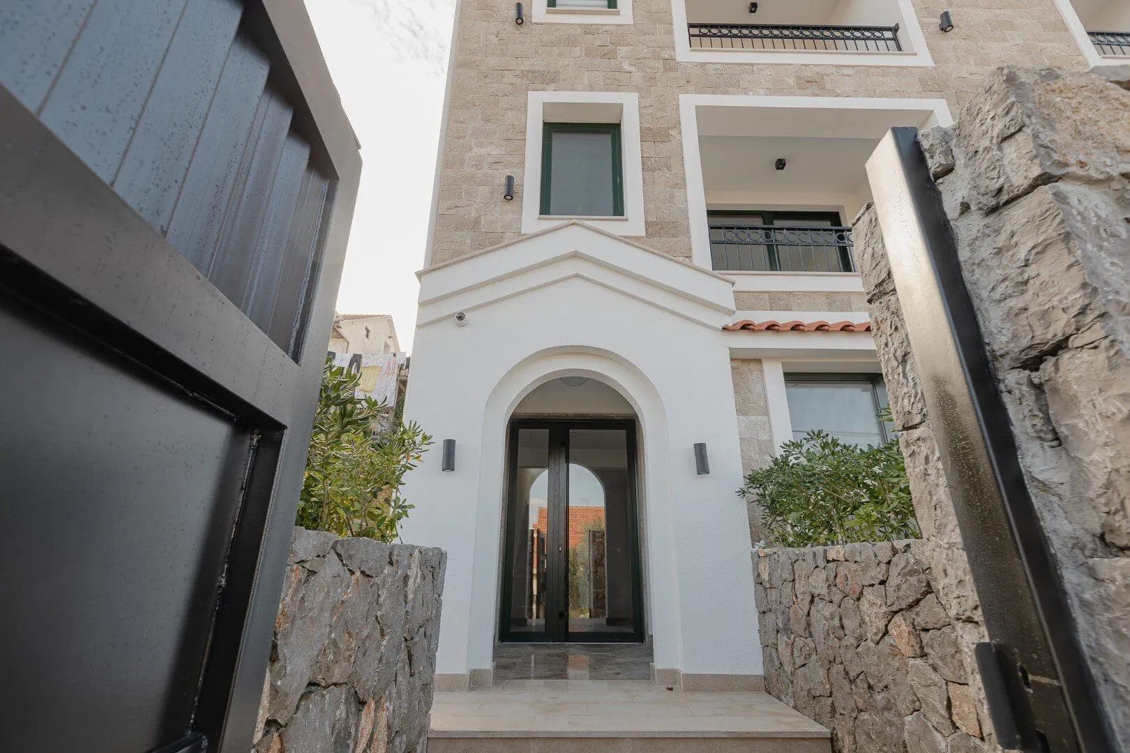 Boutique Luxury Residences | Sea View Apartments Near Luštica Bay