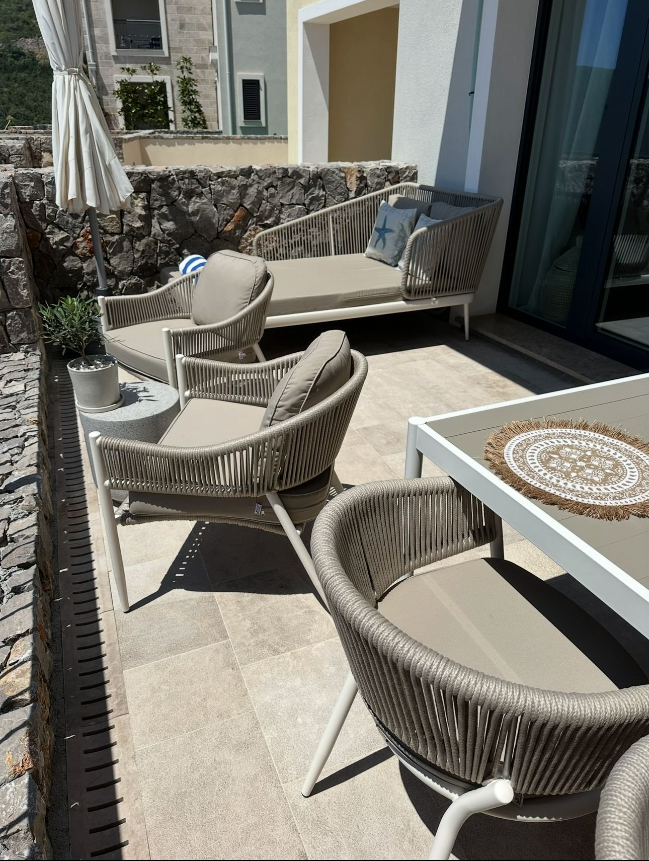 Luxury 1BR Open Seaview Apartment | Lustica Bay
