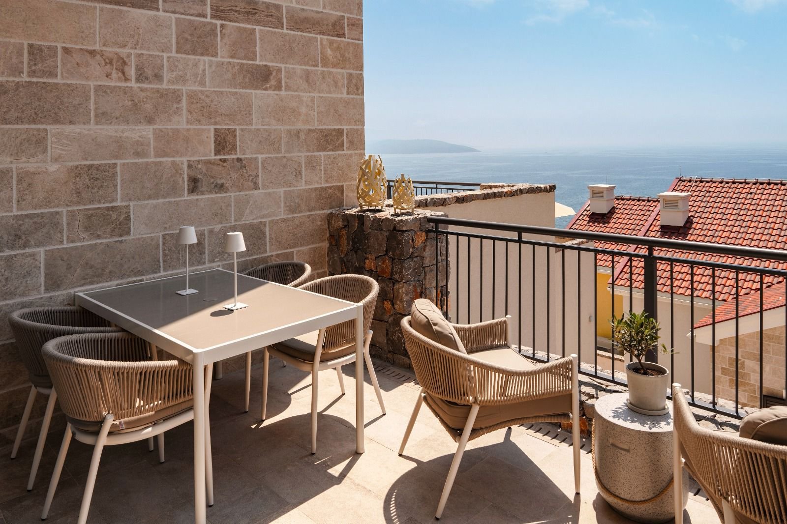 Luxury 1BR Open Seaview Apartment | Lustica Bay
