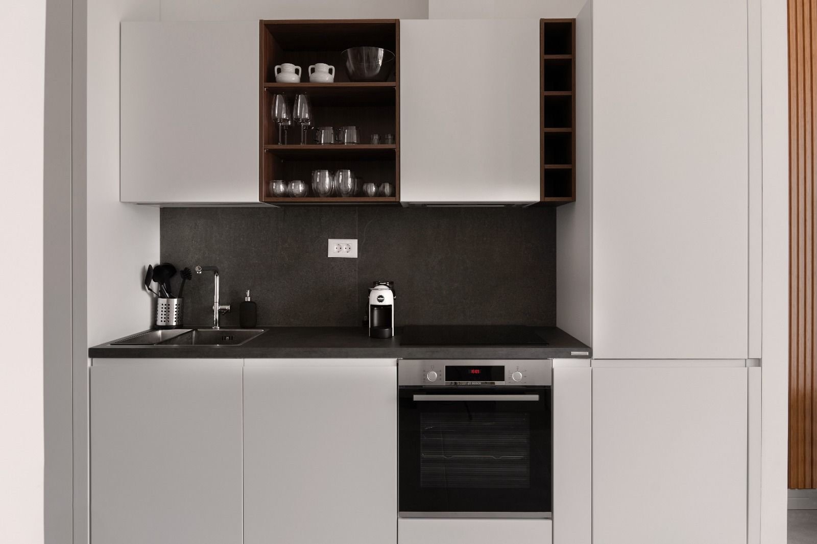 Luxury 1BR Open Seaview Apartment | Lustica Bay