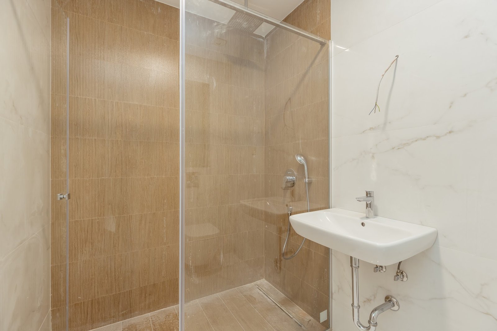 Luxury Penthouse in Baosici, Boka Bay – Beachfront