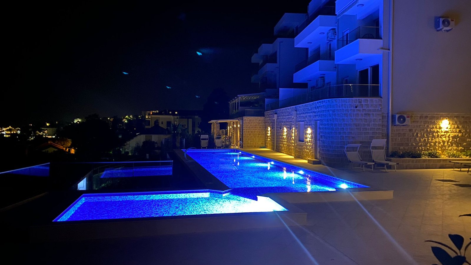 Luxury Penthouse in Baosici, Boka Bay – Beachfront