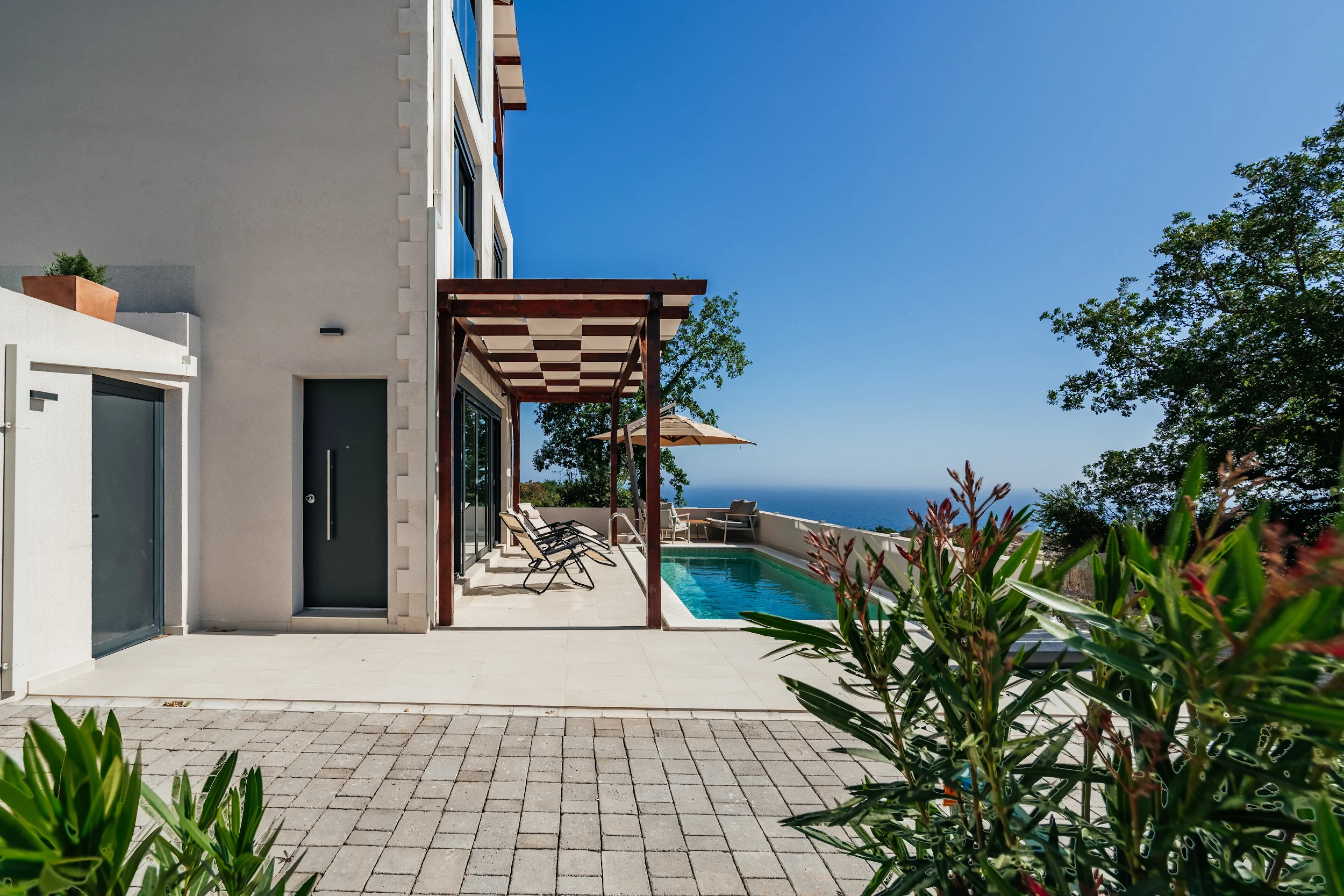 Newly Built Villa with Panoramic Sveti Stefan Views