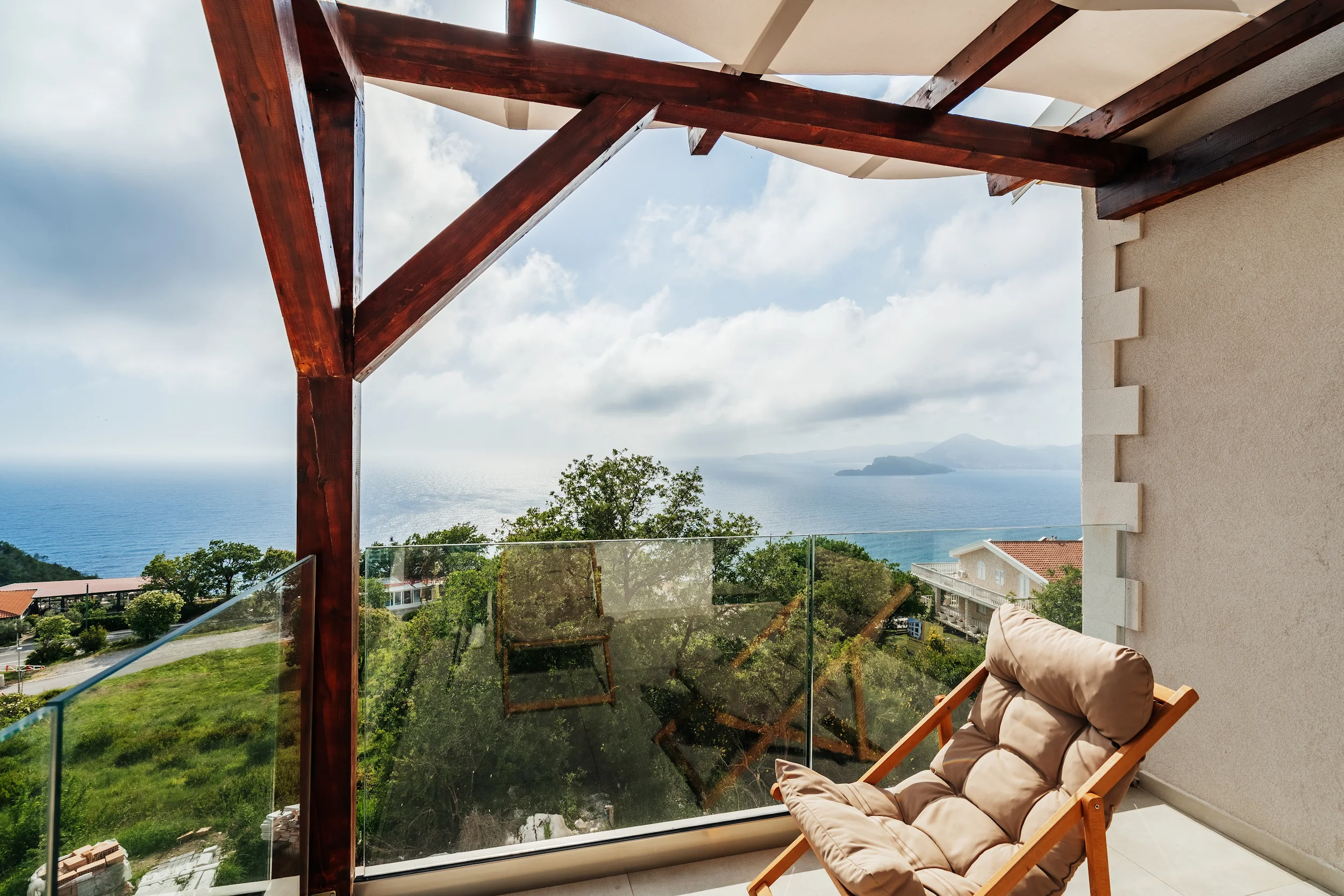 Newly Built Villa with Panoramic Sveti Stefan Views