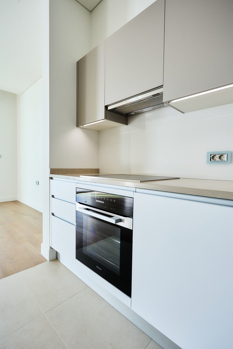 One-Bedroom Luxury Marina & Sea View Apartment, Porto Novi