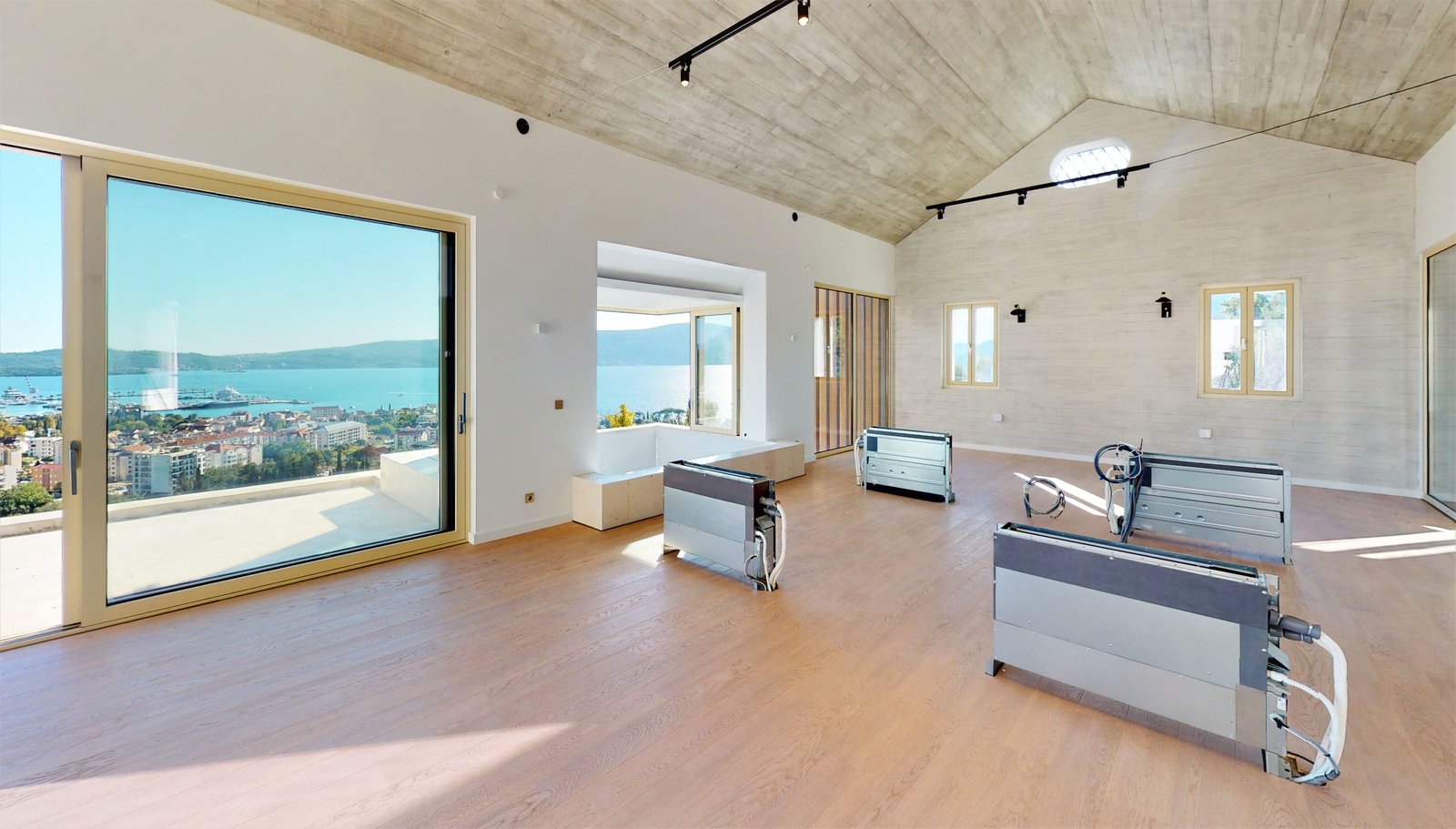 Villa Maslina | A Landmark Estate Overlooking Porto Montenegro