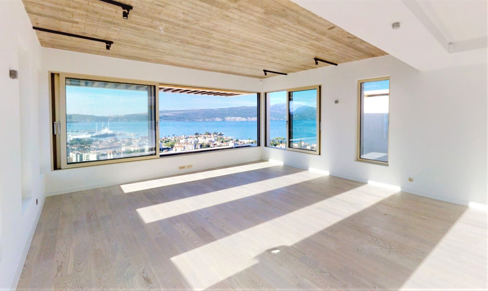 Villa Maslina | A Landmark Estate Overlooking Porto Montenegro